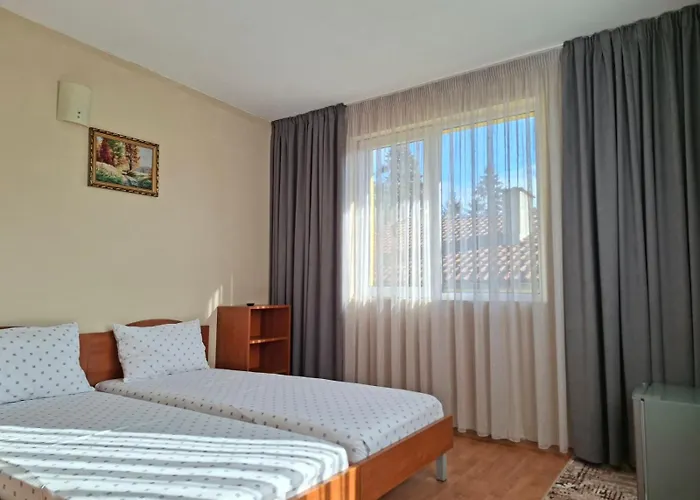 къща солунови 3* Dobriniste