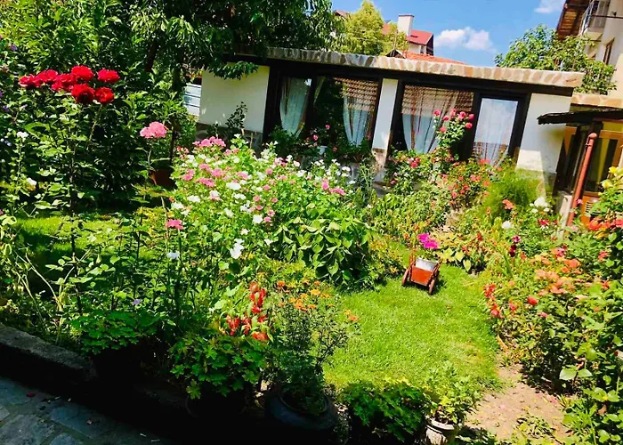 къща солунови Vendégház 3*